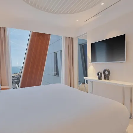 Marina Hotel
