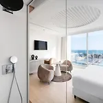 Marina Hotel