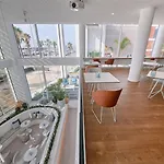Marina Hotel 4*