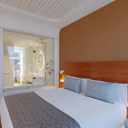 Marina Hotel